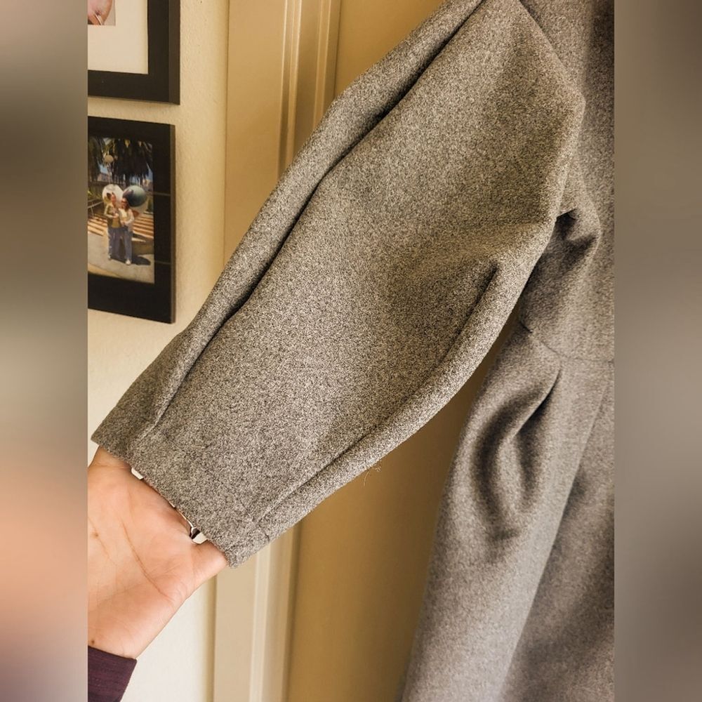 NWOT | Long Double-Breasted Coat w/ Removable Faux Fur Cuffs✨ - Picture 7 of 11